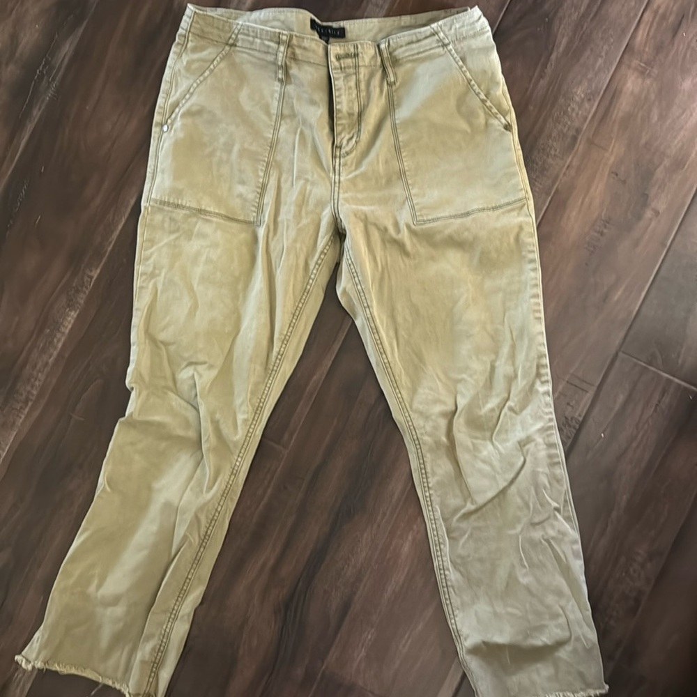Chew hem SANCTUARY PANTS IN LUGHT ARMY GREEN